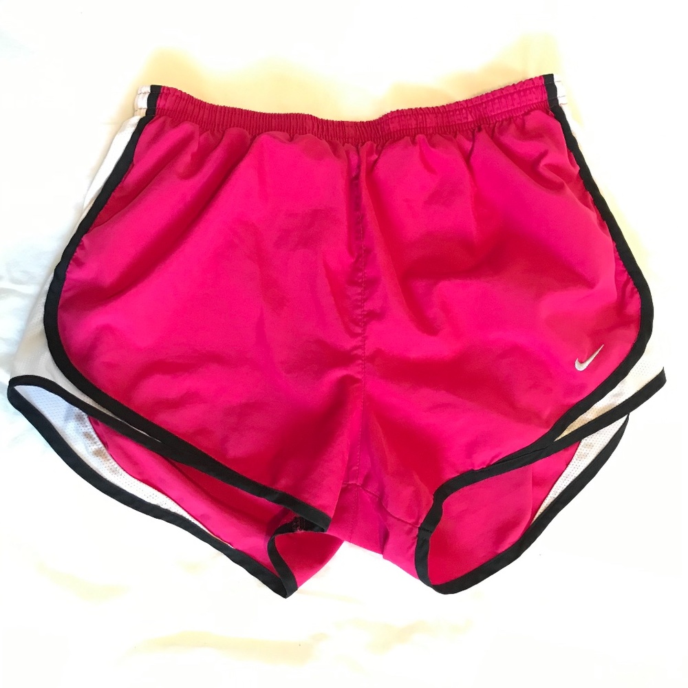 Nike athletic shorts/ M